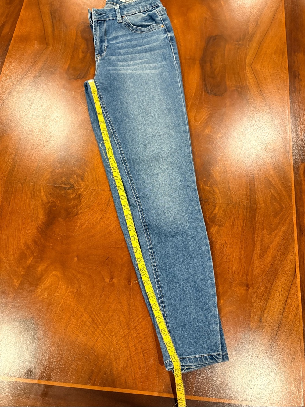 Ladies Blue Denim Jeans - Kensie Jeans Classic Fit, Size 6 - Picture 5 of 5